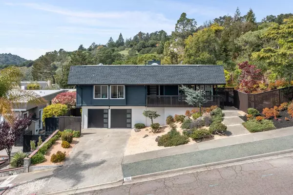 7541 Hansom Drive, Oakland, CA 94605