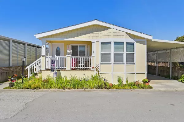 3 Coral Way #3, Half Moon Bay, CA 94019