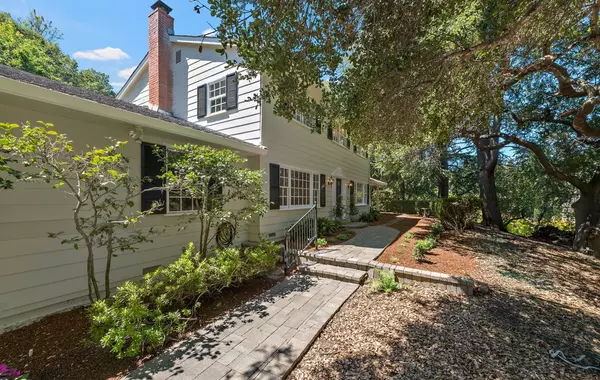 24011 Jabil Lane, Los Altos Hills, CA 94024