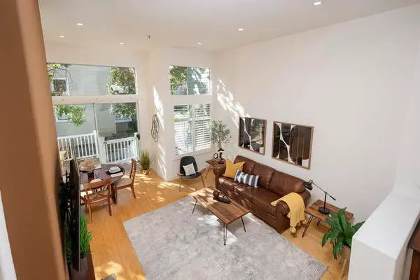 808 Columbia Circle, Redwood Shores, CA 94065