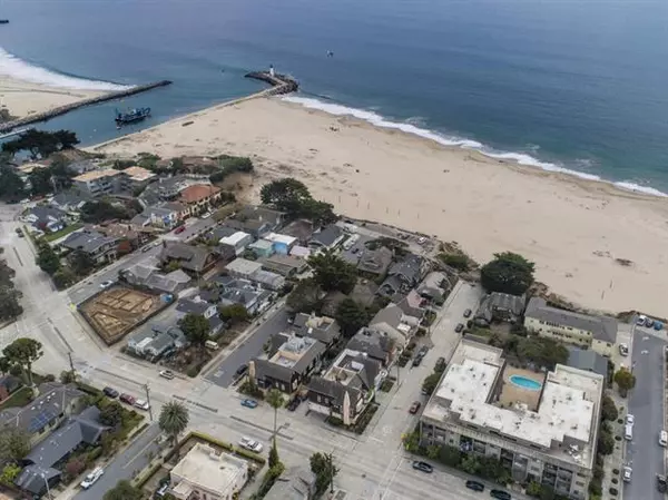 Santa Cruz, CA 95062,122 2nd Avenue