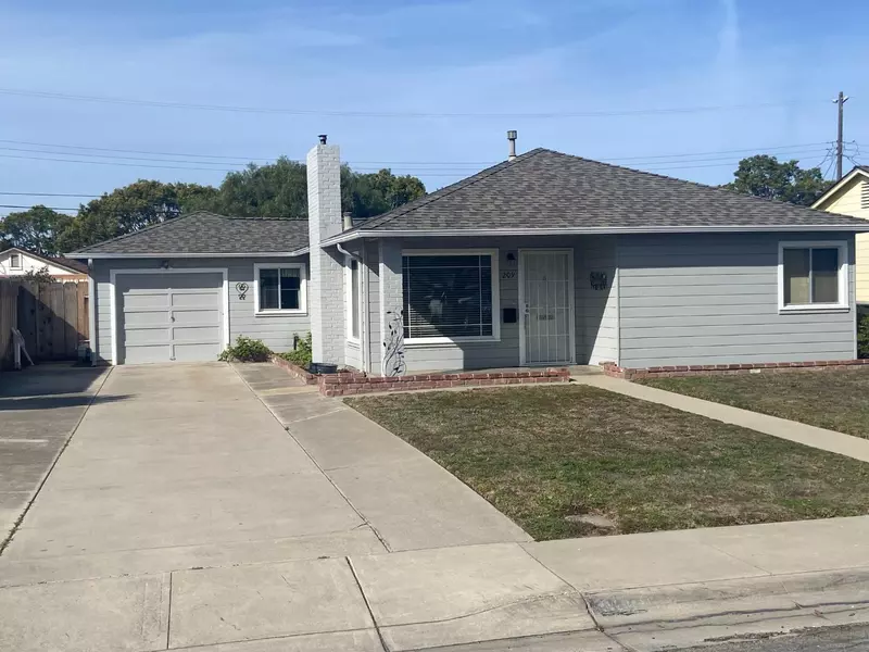 209 Angelus Drive, Salinas, CA 93906