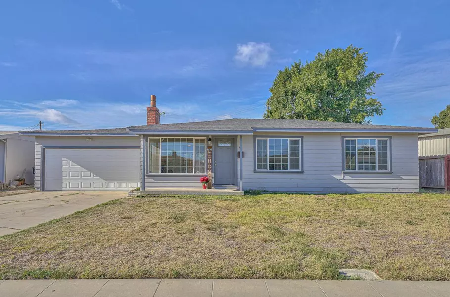 9 Barbara Place, Salinas, CA 93905