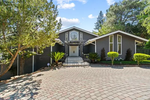 Los Altos Hills, CA 94022,12190 Padre Court