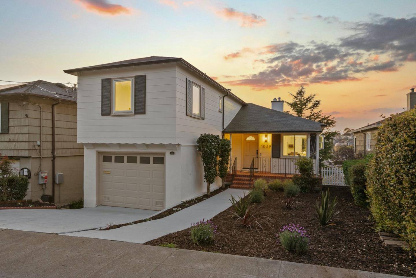 1039 Rose Avenue, Oakland, CA 94611