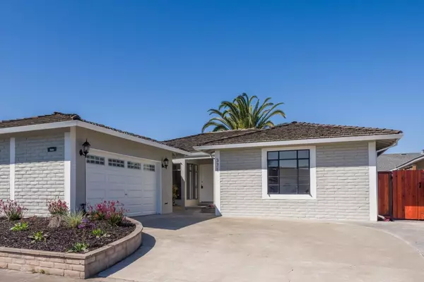 371 Menhaden Court, Foster City, CA 94404