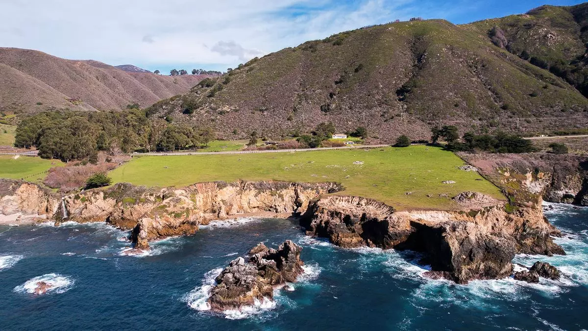 Carmel, CA 93923,37305 Highway 1