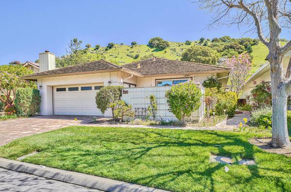 14250 Mountain Quail Road, Salinas, CA 93908