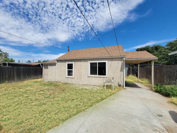 235 Bardo Avenue,  Oakdale,  CA 95361