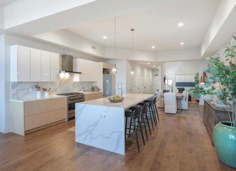 Pacific Grove, CA 93950,542 Lighthouse Avenue #301