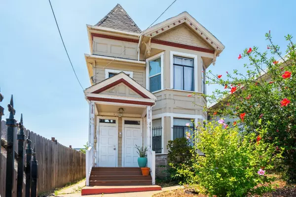 2133 E 17th Street, Oakland, CA 94606