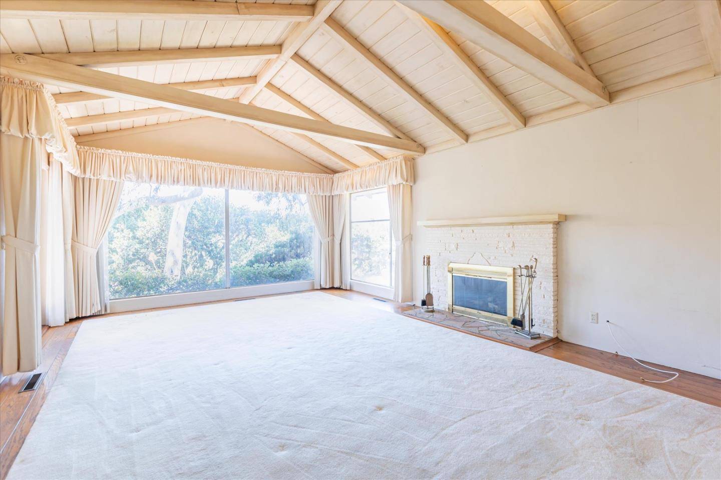 Los Altos, CA 94024,5824 Arboretum Drive