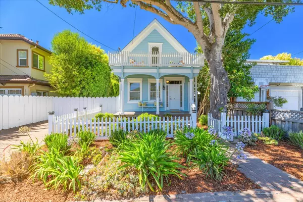 1555 Lincoln Avenue, Capitola, CA 95010