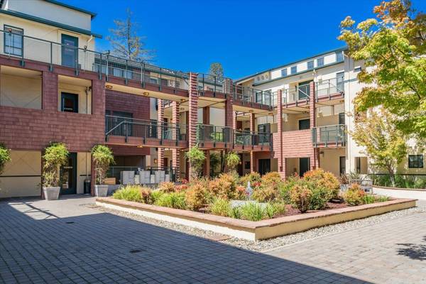 435 Sheridan Avenue #203, Palo Alto, CA 94306