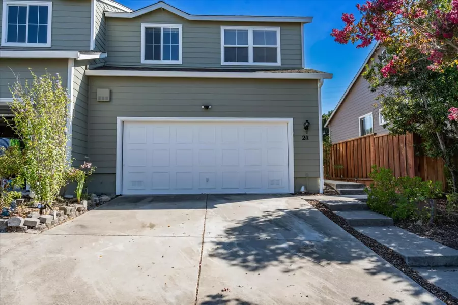 211 Clearpointe Drive, Vallejo, CA 94591