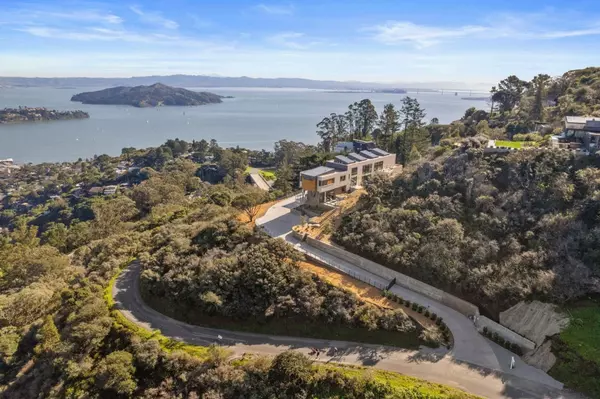 Sausalito, CA 94965,3 Wolfback Ridge Road