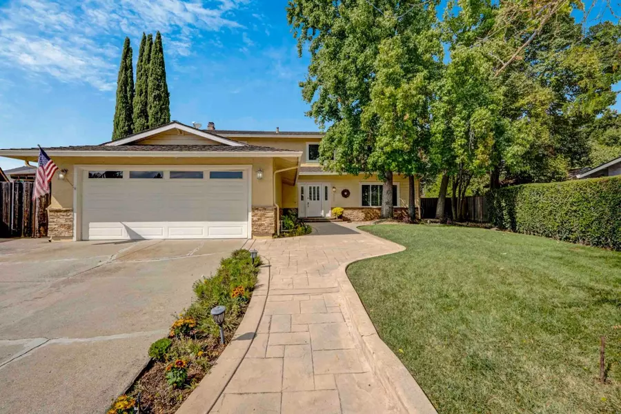 465 La Crosse Drive, Morgan Hill, CA 95037