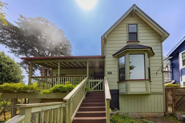 598 6th Street, Montara, CA 94037