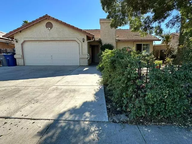 Los Banos, CA 93635,112 7th Street