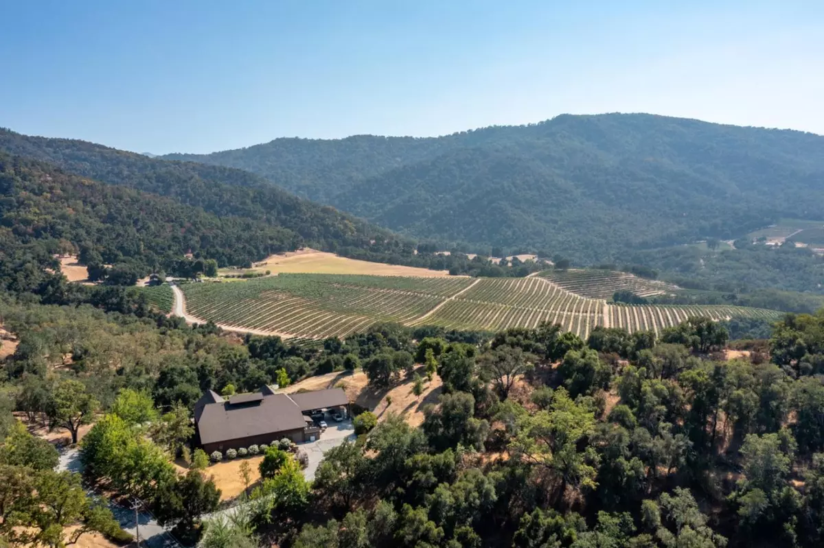 Carmel Valley, CA 93924,20300 Cachagua