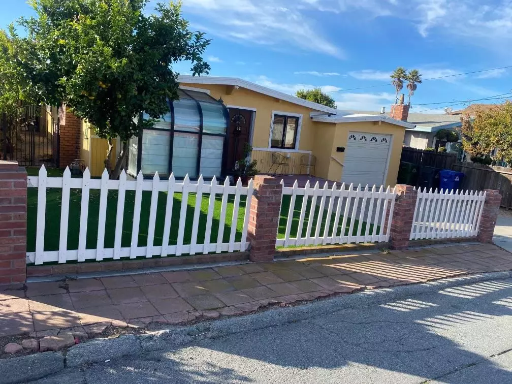 Seaside, CA 93955,1559 Waring Street