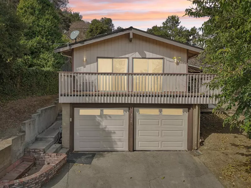 3504 Sunrise Court, Martinez, CA 94553