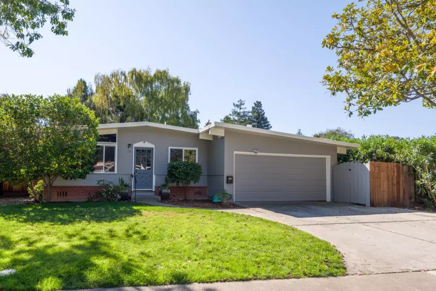 30 Lorelei Lane, Menlo Park, CA 94025