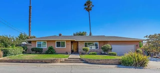 1007 Westward Drive, Hollister, CA 95023