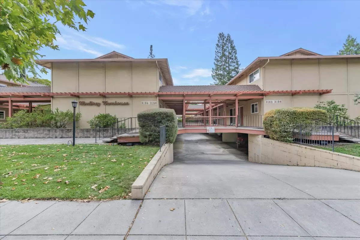 Palo Alto, CA 94306,3156 Middlefield Road