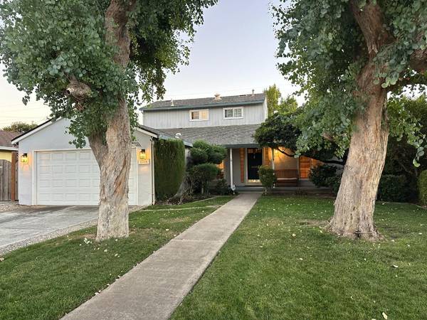 2246 Walnut Grove Avenue, San Jose, CA 95128