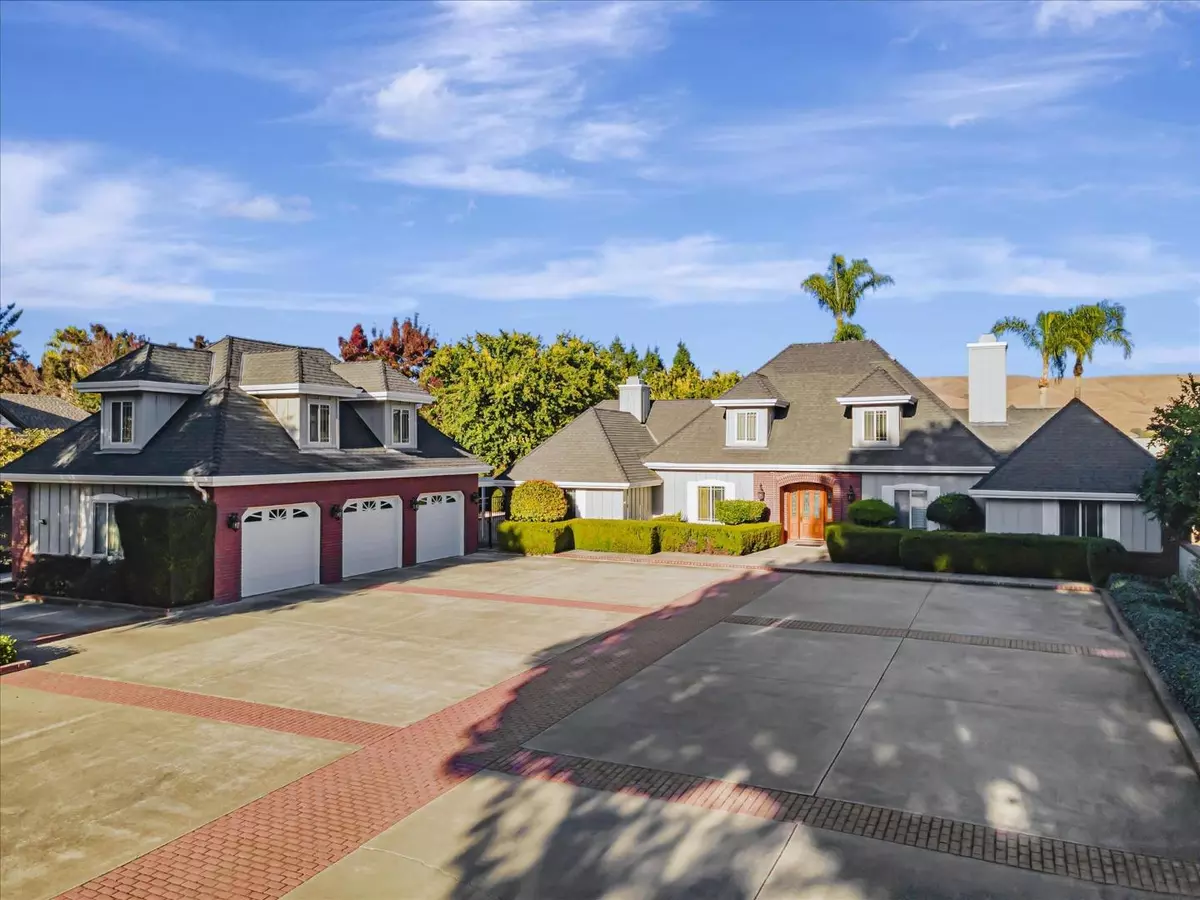 Morgan Hill, CA 95037,9890 Lantz Drive