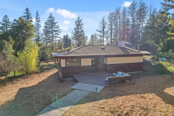 Santa Cruz, CA 95060,50 Rustic Lane