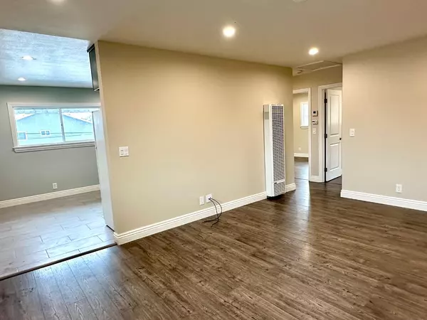 Campbell, CA 95008,164 Echo Avenue #4