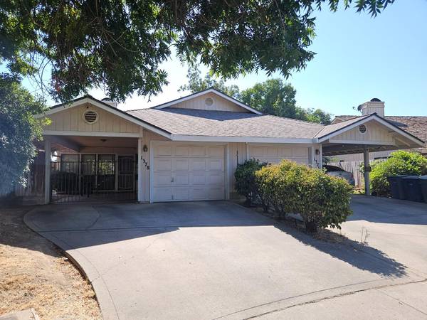 1376 West Queens Circle, Merced, CA 95340