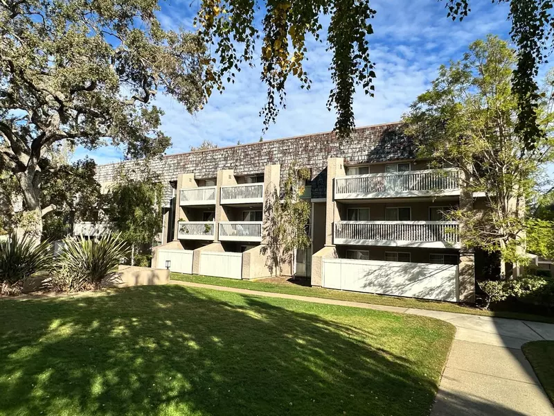 675 Sharon Park Drive #110, Menlo Park, CA 94025