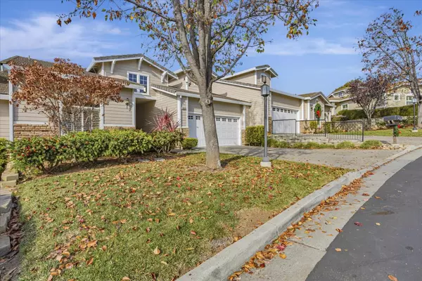 San Jose, CA 95135,9002 Village View Drive