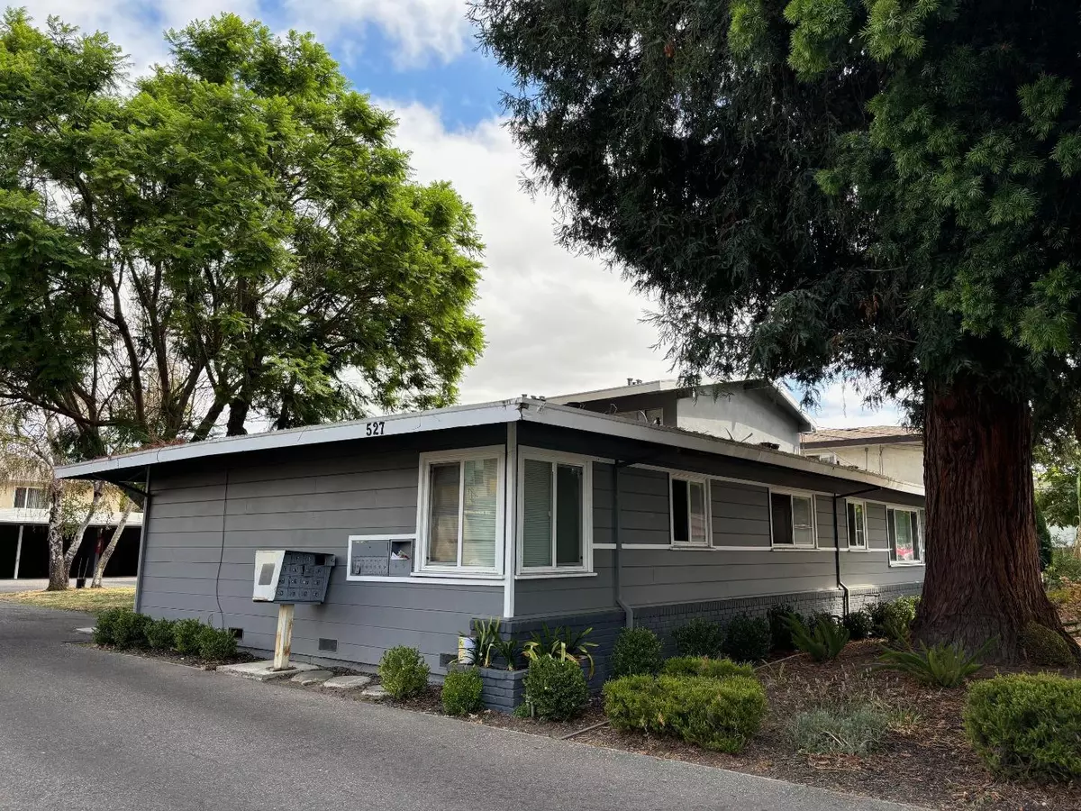 Sunnyvale, CA 94085,527 E Taylor Avenue