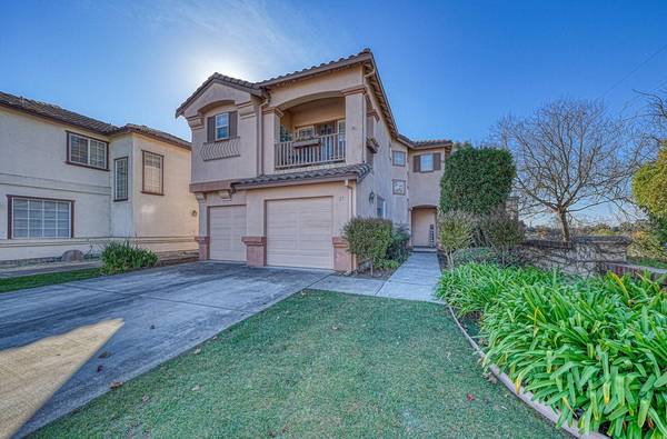 25 Harrington Circle, Salinas, CA 93906