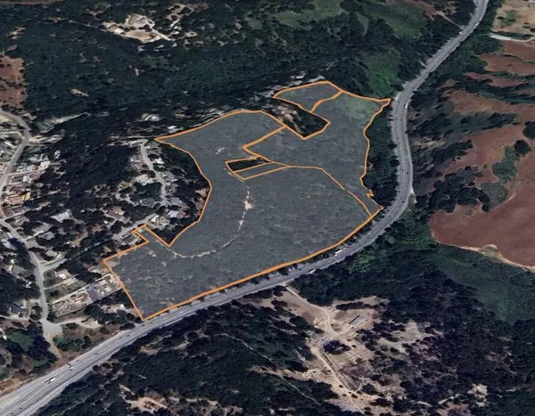 Salinas, CA 93907,0 Vista Drive