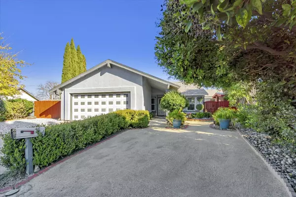 328 Riptide Court, Pittsburg, CA 94565