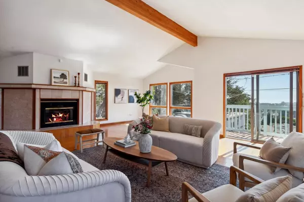 879 Buena Vista Street, Moss Beach, CA 94038