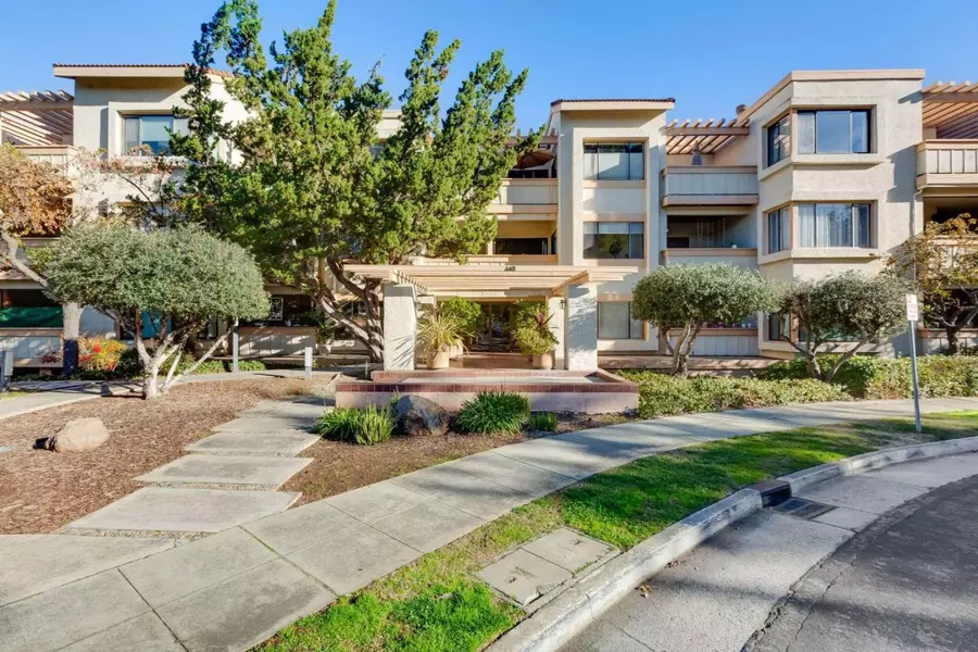 440 Cesano Court #207, Palo Alto, CA 94306