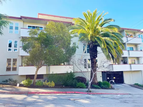 Oakland, CA 94611,127 Bayo Vista Avenue #205