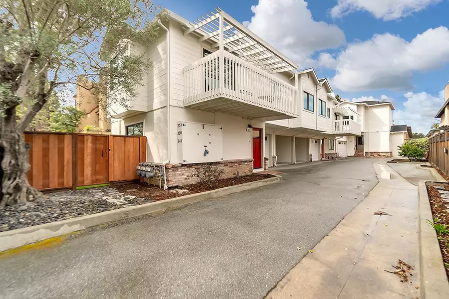 239 E Bellevue Avenue #U, San Mateo, CA 94401