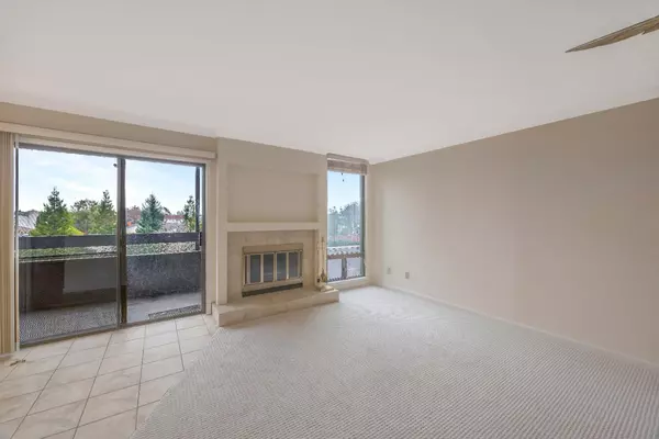 Foster City, CA 94404,820 Sea Spray Lane #206