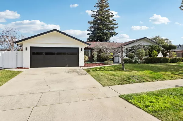 1040 Colony Hills Lane, Cupertino, CA 95014