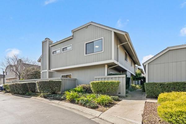 808 Volans Lane, Foster City, CA 94404