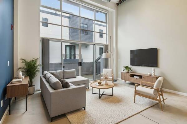 1325 Indiana Street #204, San Francisco, CA 94107