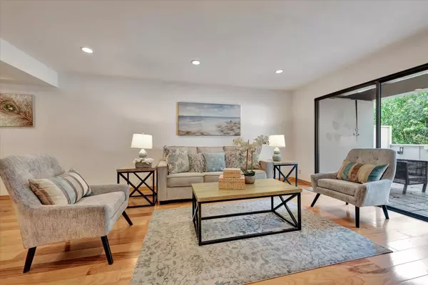 San Jose, CA 95135,5302 Cribari Heights