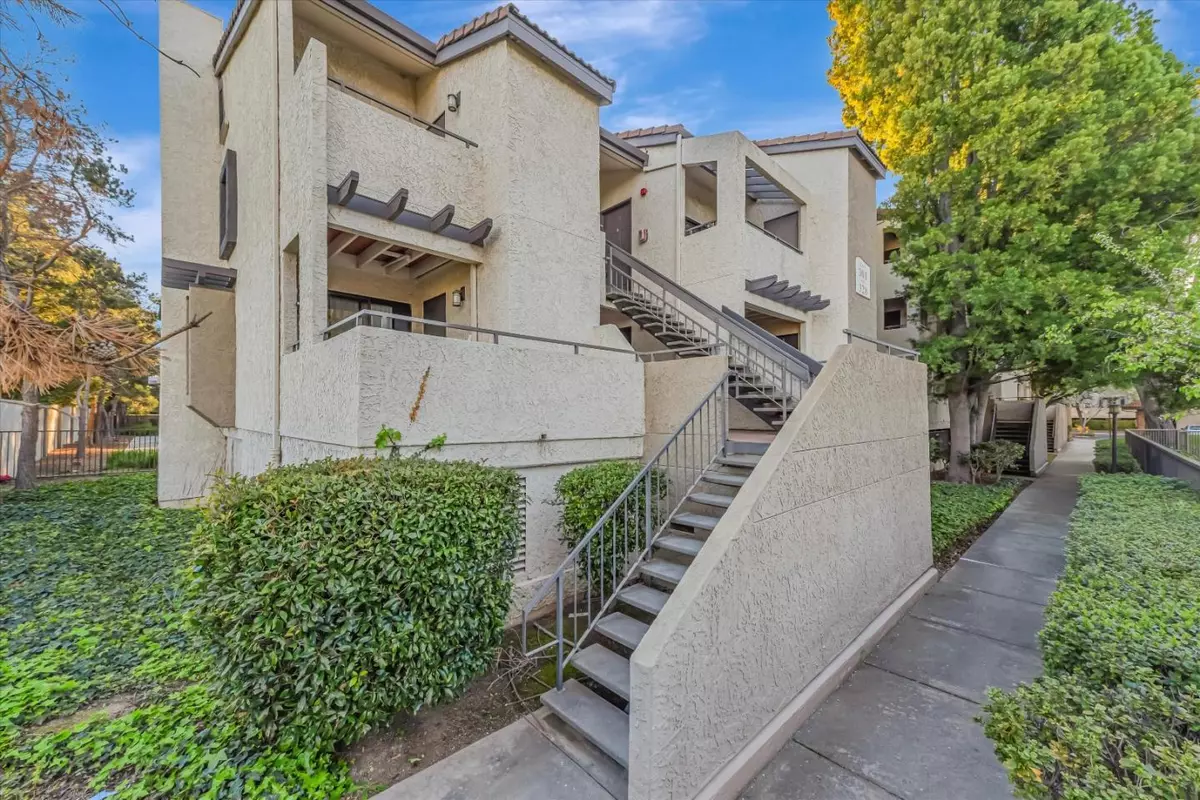 Sunnyvale, CA 94087,880 E Fremont Avenue #320